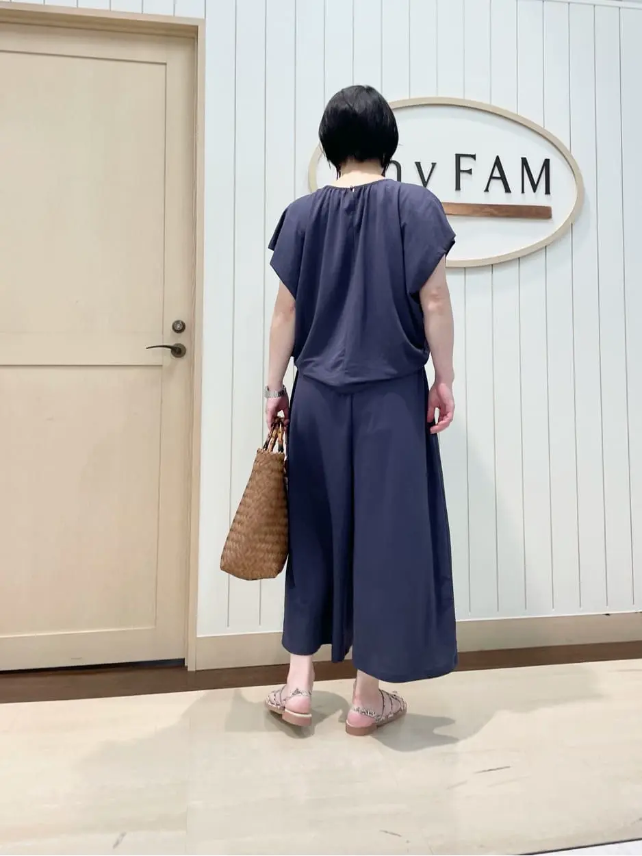 ANY 藤村 コーディネート画像