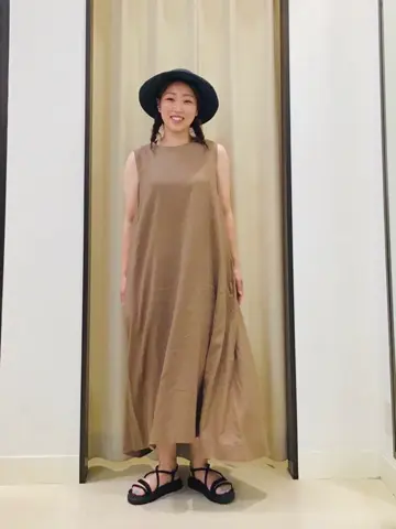 ANY 伊藤 コーディネート画像