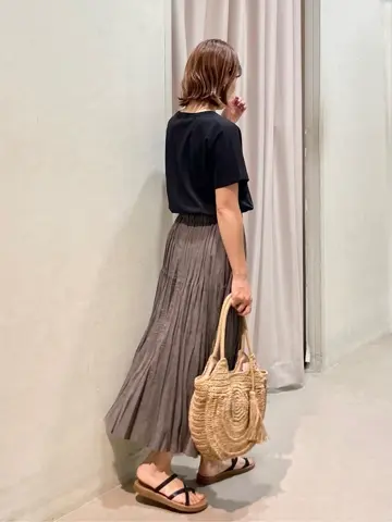 ANY 濱野 コーディネート画像