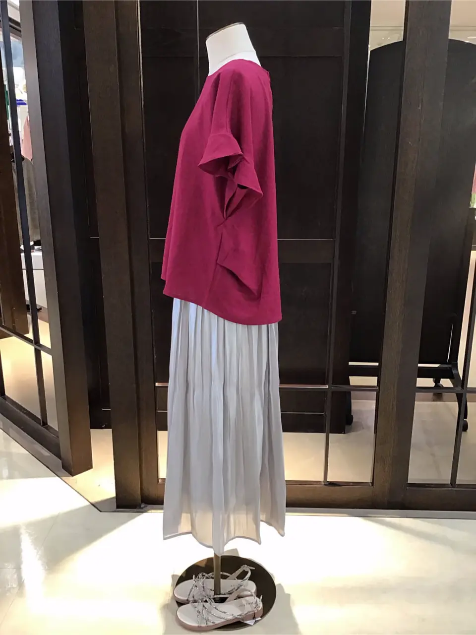 ANY 渡邊 コーディネート画像