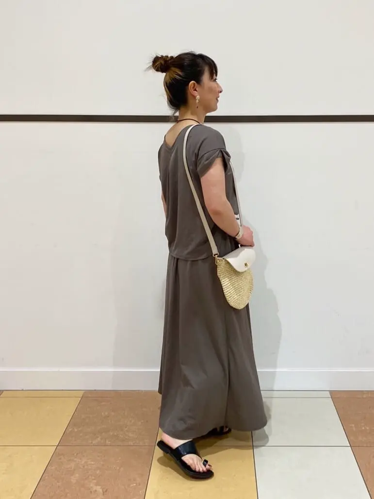 ANY 高橋 コーディネート画像