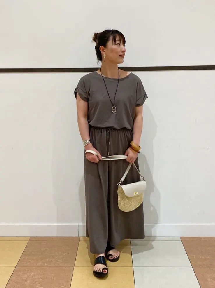 ANY 高橋 コーディネート画像