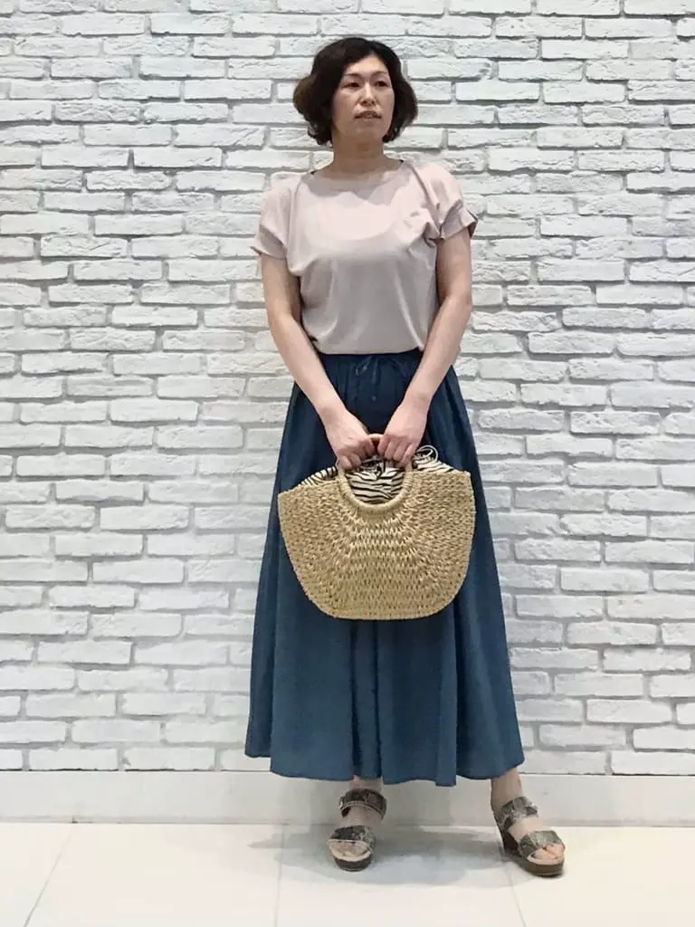  スタッフ コーディネート画像