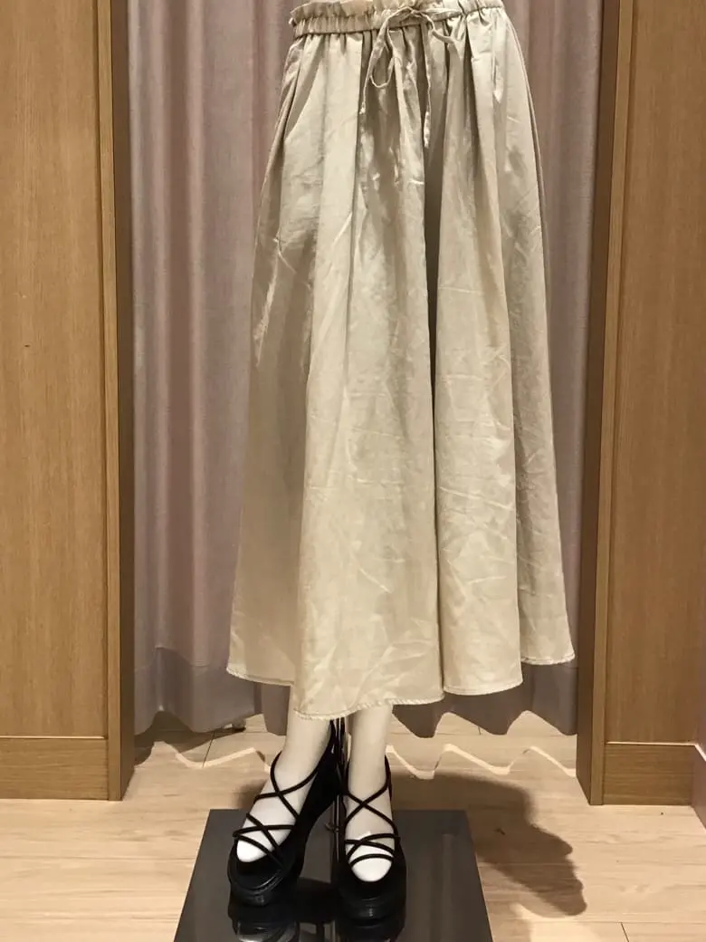 ANY 本吉 コーディネート画像