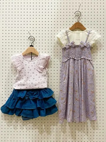 ANY フジコ コーディネート画像