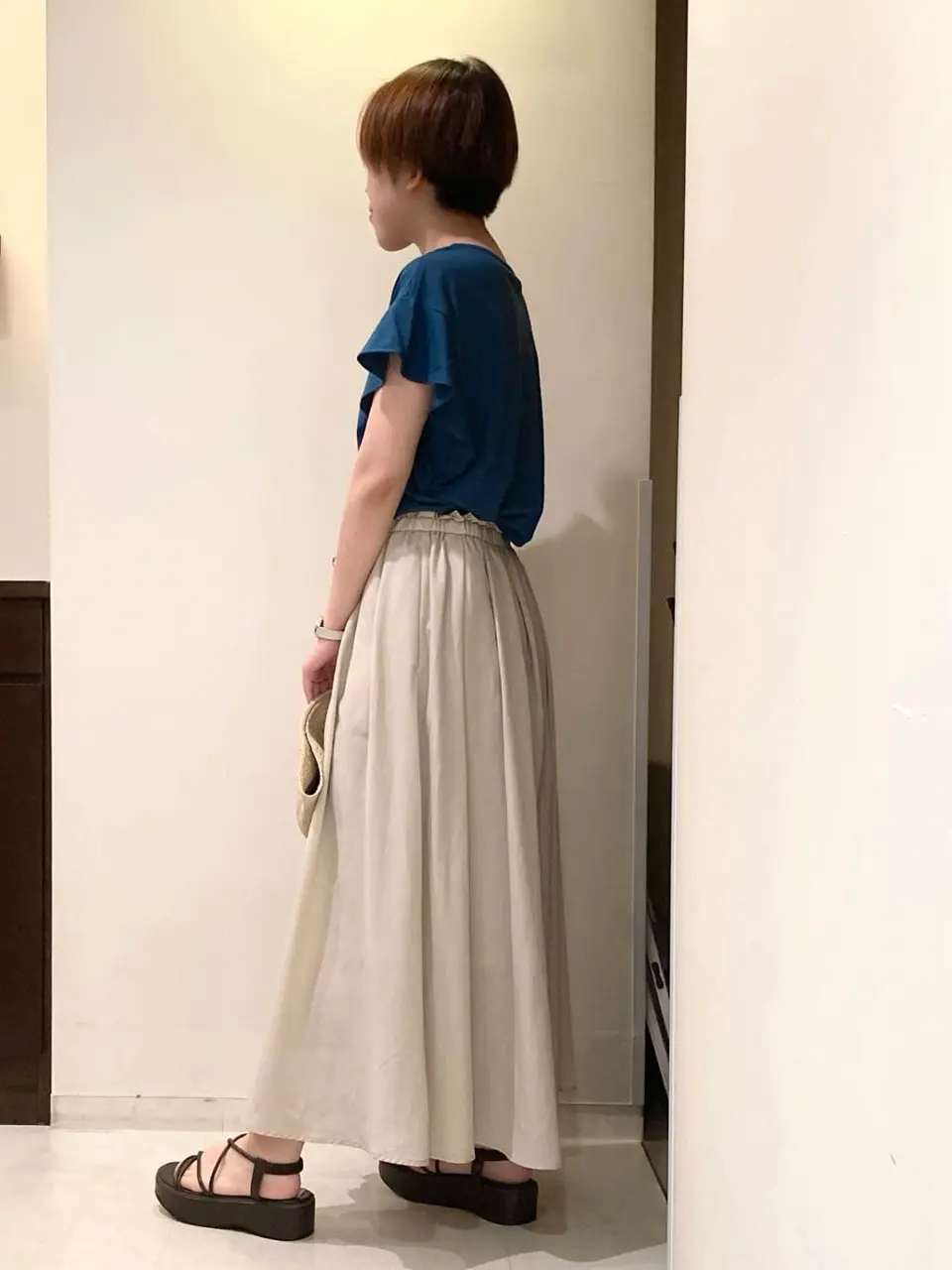 ANY 河本 コーディネート画像