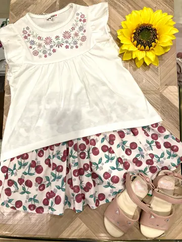 ANY 杉原 コーディネート画像