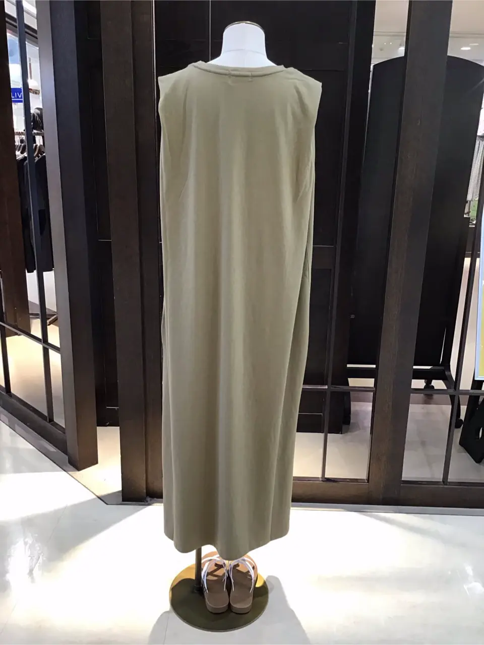 ANY 渡邊 コーディネート画像