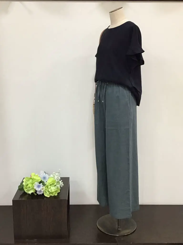 ANY 河村 コーディネート画像