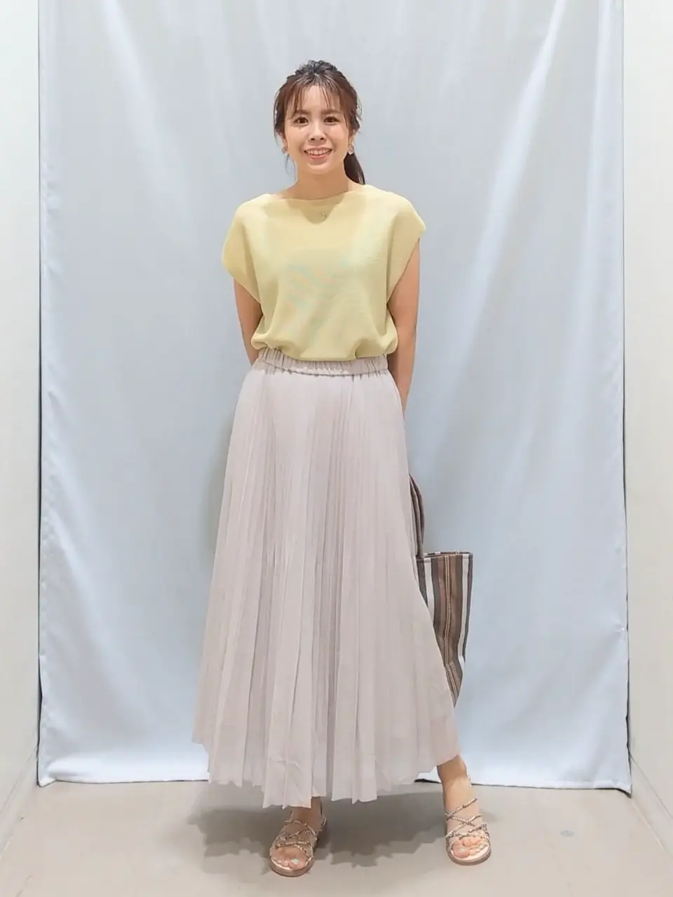 ANY 榎本 コーディネート画像