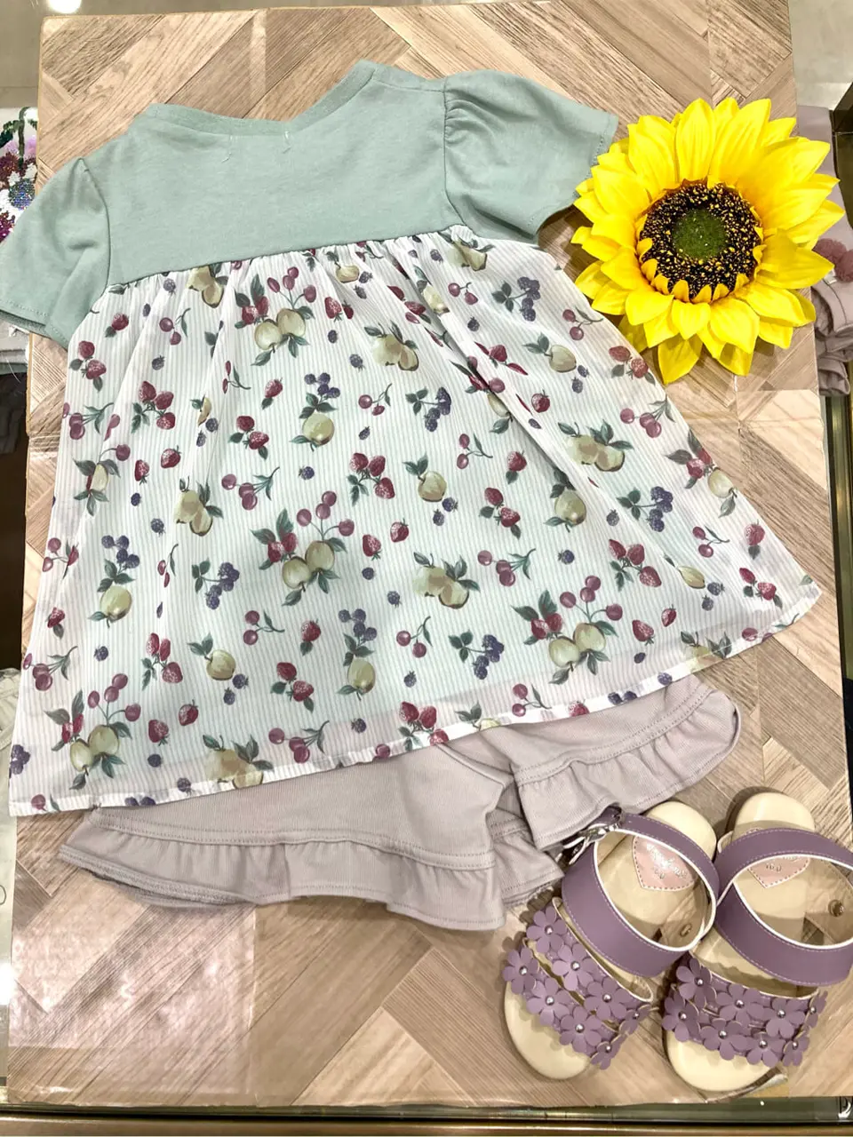 ANY 杉原 コーディネート画像