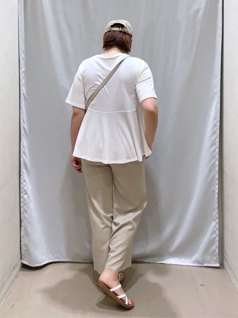 ANY 林 コーディネート画像