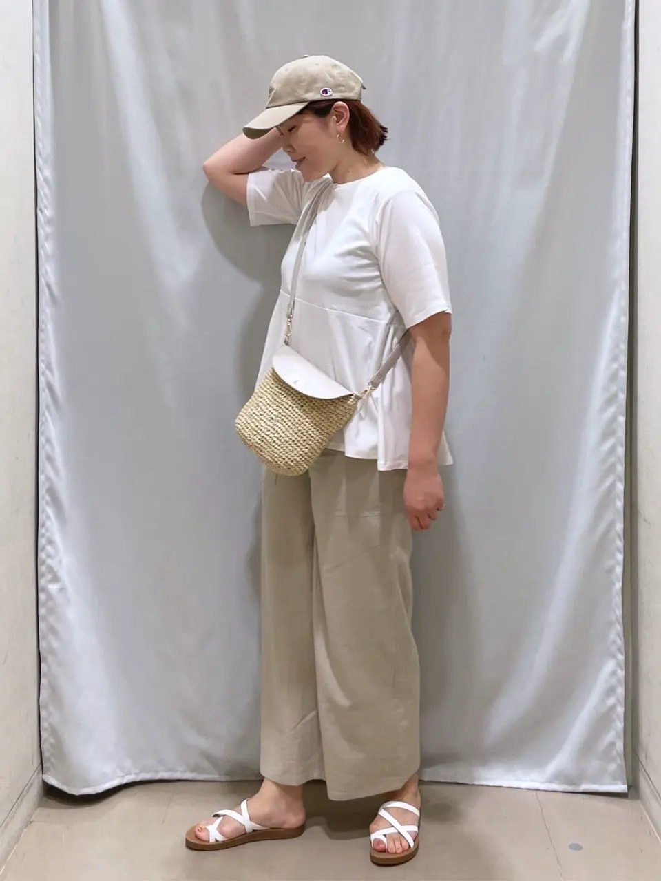 ANY 林 コーディネート画像