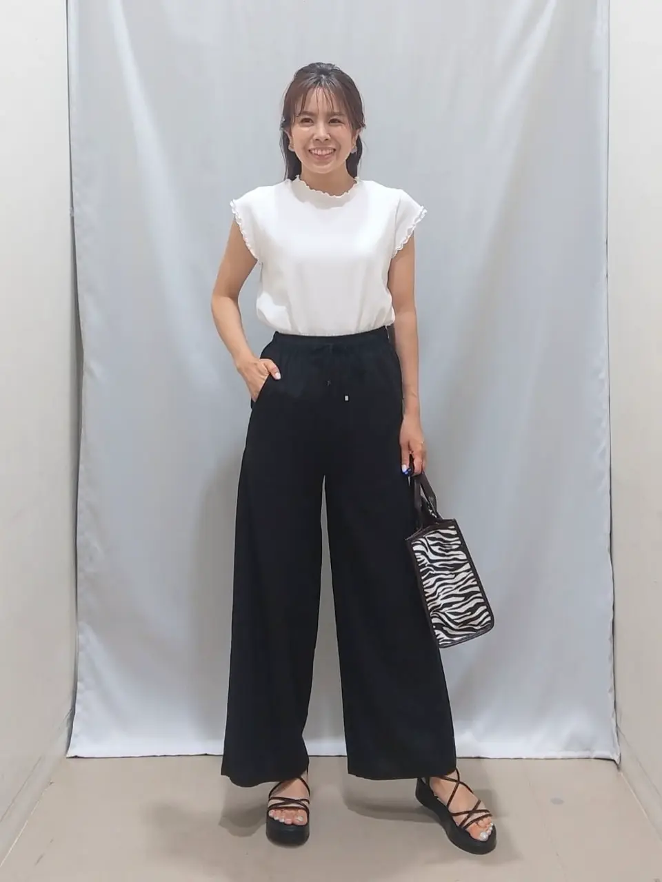 ANY 榎本 コーディネート画像