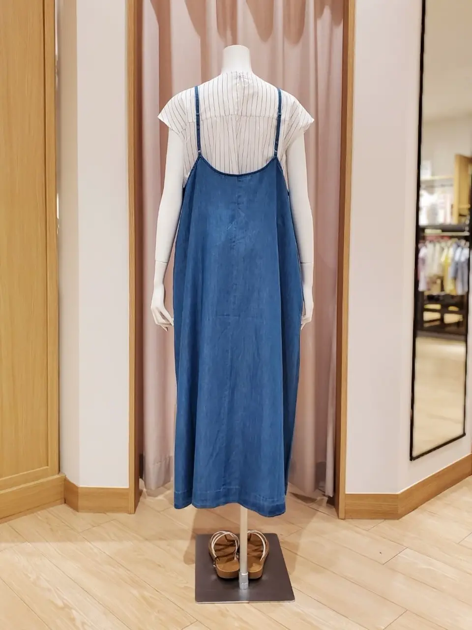 ANY 岩田 コーディネート画像