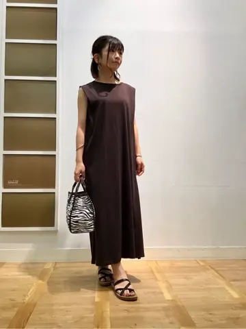 ANY 津野 コーディネート画像