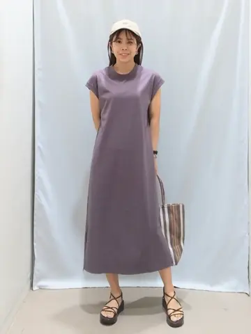 ANY 榎本 コーディネート画像