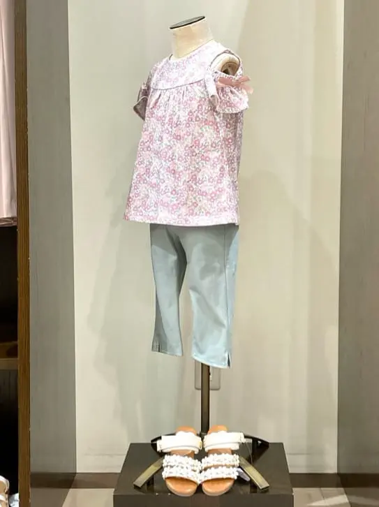 ANY 杉原 コーディネート画像