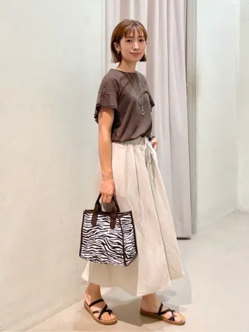 ANY 濱野 コーディネート画像