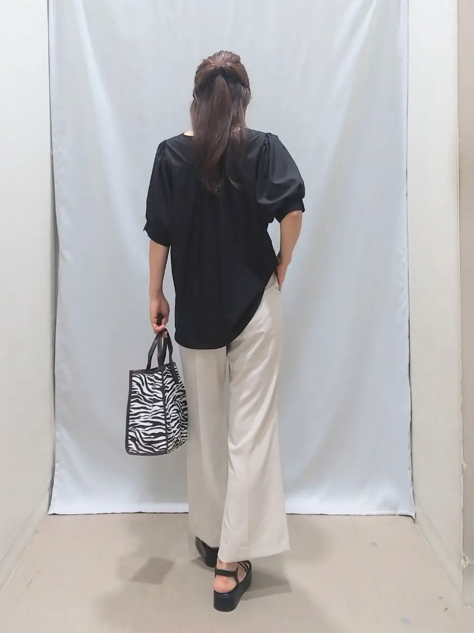 ANY 榎本 コーディネート画像