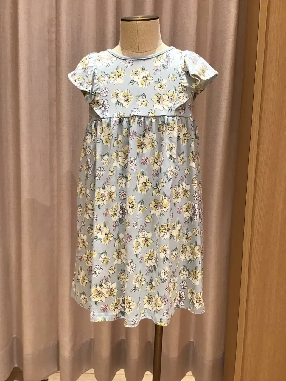 ANY 浅岡 コーディネート画像