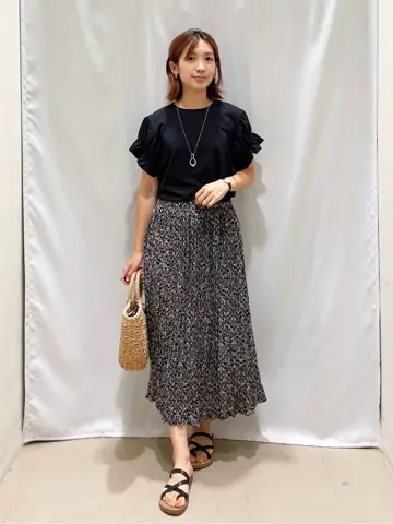 ANY 濱野 コーディネート画像