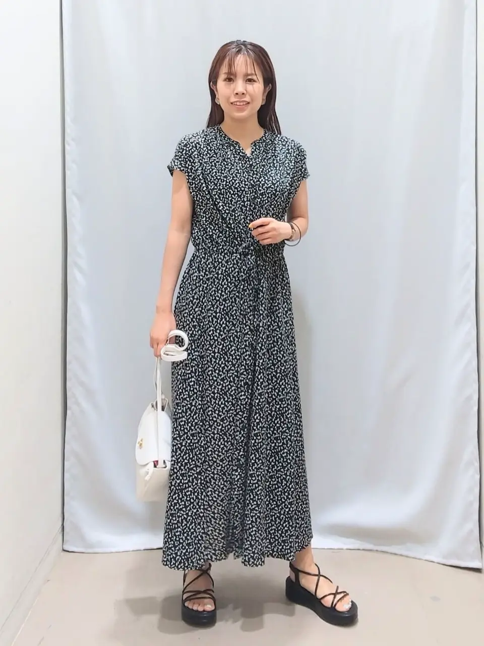 ANY 榎本 コーディネート画像