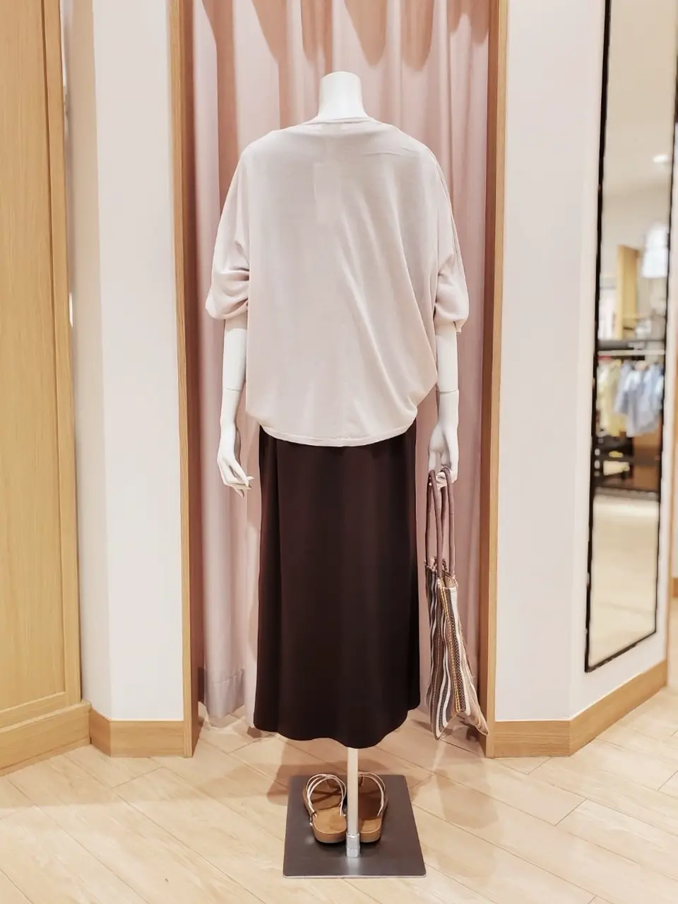 ANY 岩田 コーディネート画像