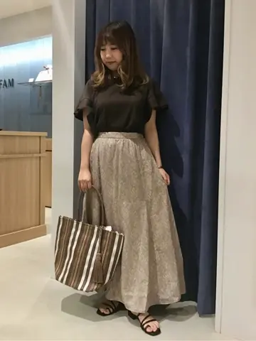 ANY 吉田 コーディネート画像