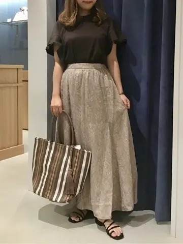 ANY 吉田 コーディネート画像