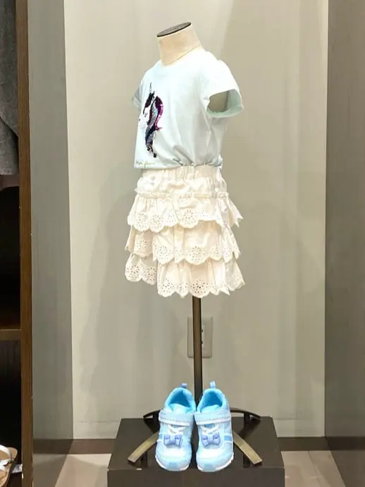 ANY 杉原 コーディネート画像