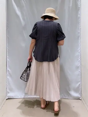 ANY 林 コーディネート画像