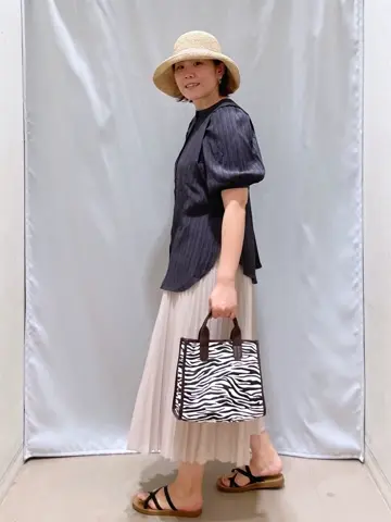 ANY 林 コーディネート画像