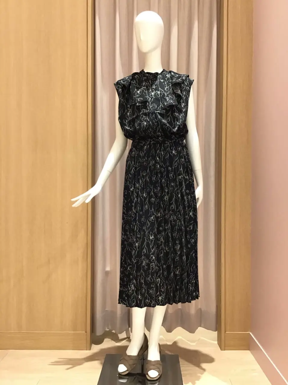 ANY 本吉 コーディネート画像