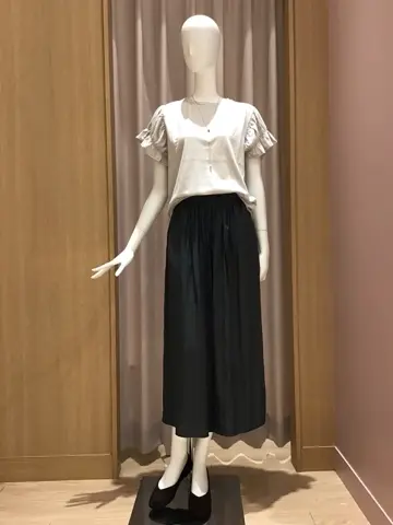 ANY 本吉 コーディネート画像