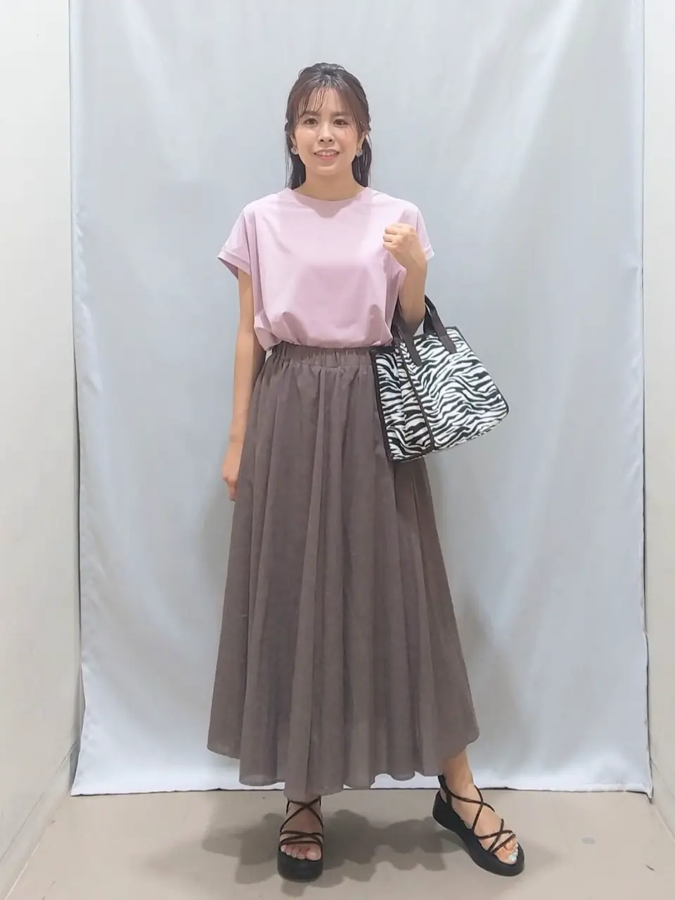 ANY 榎本 コーディネート画像