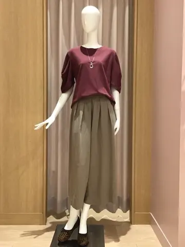 ANY 本吉 コーディネート画像