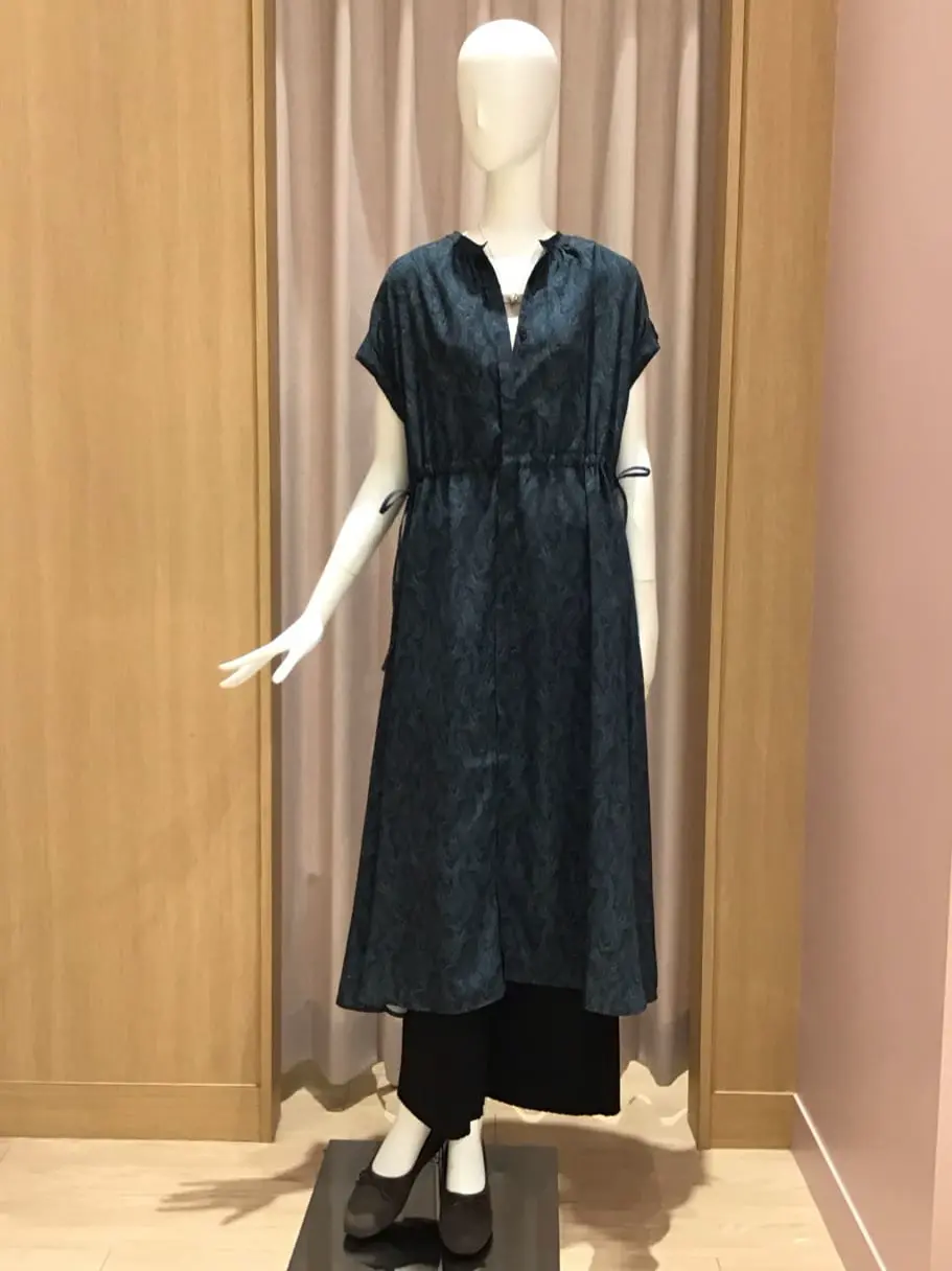  本吉 コーディネート画像