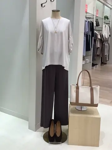 ANY 横溝 コーディネート画像