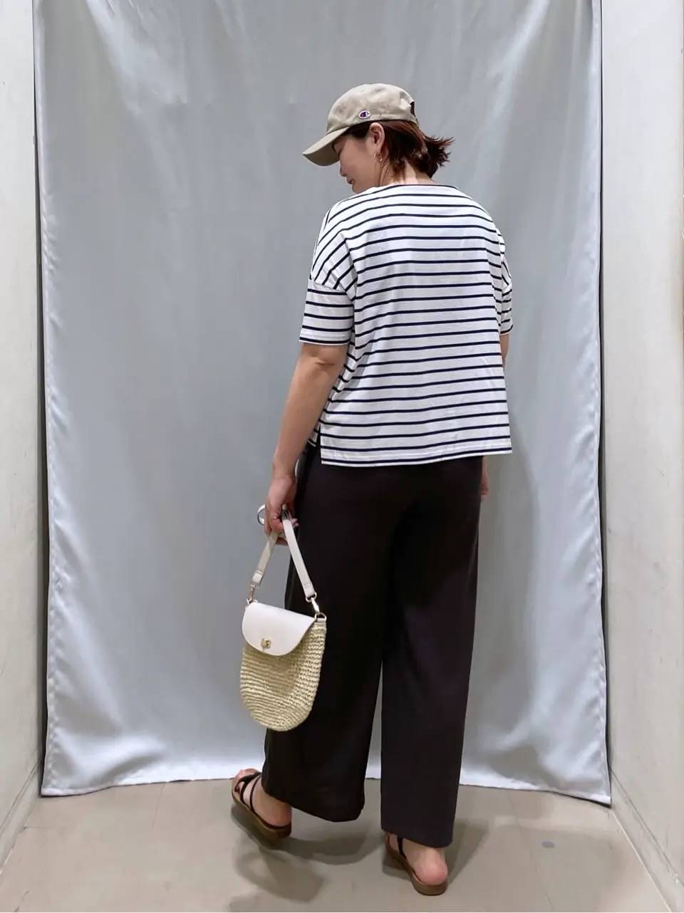 ANY 林 コーディネート画像