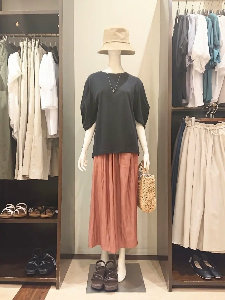 ANY 横田 コーディネート画像