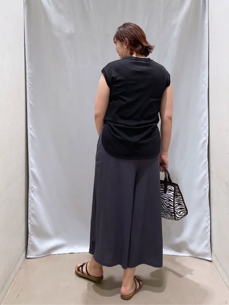 ANY 林 コーディネート画像