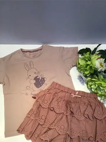 ANY 佐々木 コーディネート画像