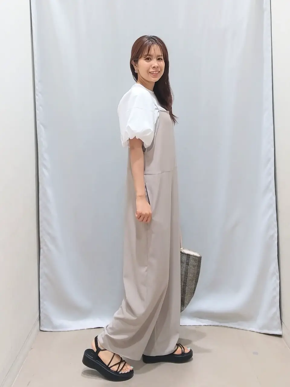 ANY 榎本 コーディネート画像