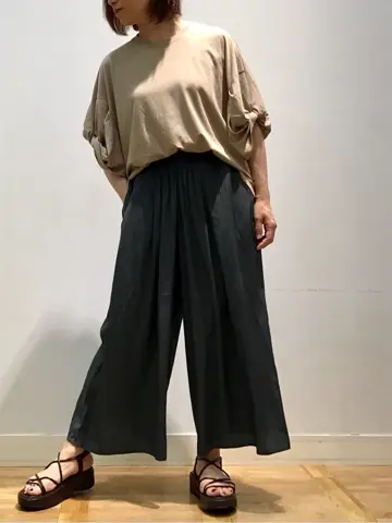 ANY 高橋郁子 コーディネート画像