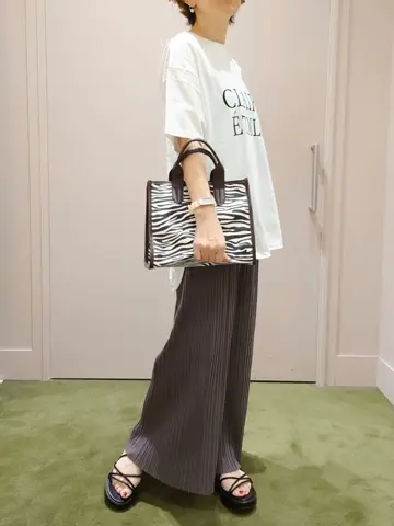 ANY 吉田 コーディネート画像