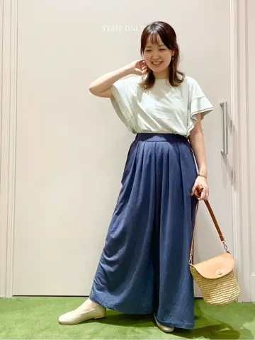 ANY フジコ コーディネート画像