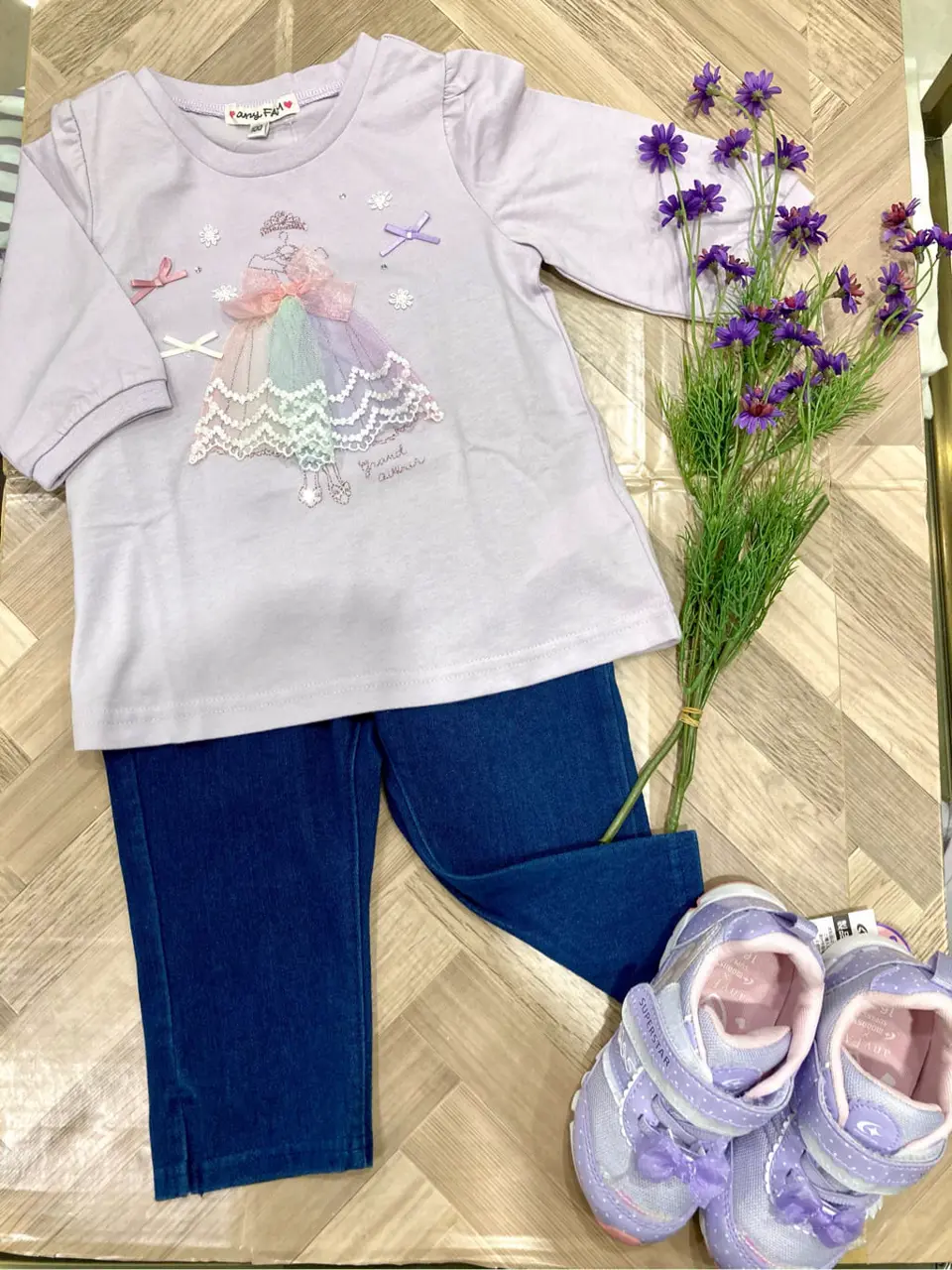 ANY 杉原 コーディネート画像