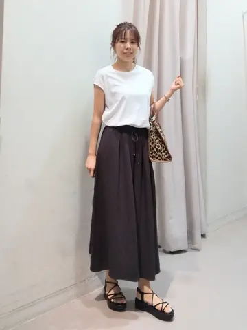 ANY 榎本 コーディネート画像