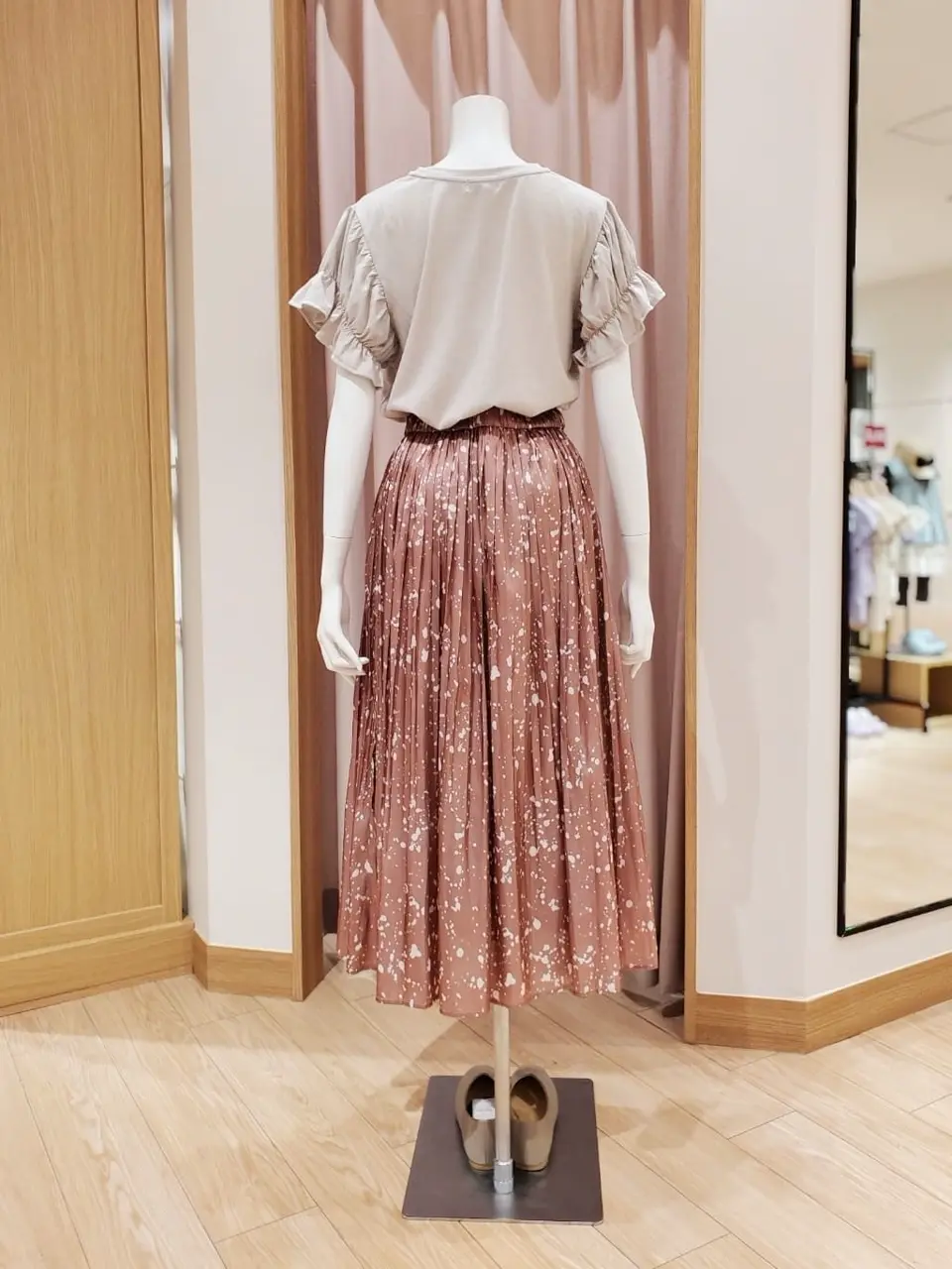 ANY 岩田 コーディネート画像